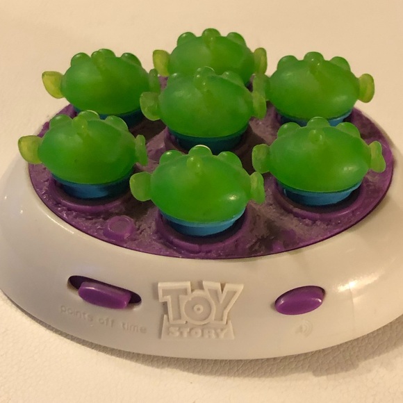 Works Disney Pixar Toy Story 3 Bop The Alien LCD Video Handheld Game lgm Aliens - Picture 7 of 14